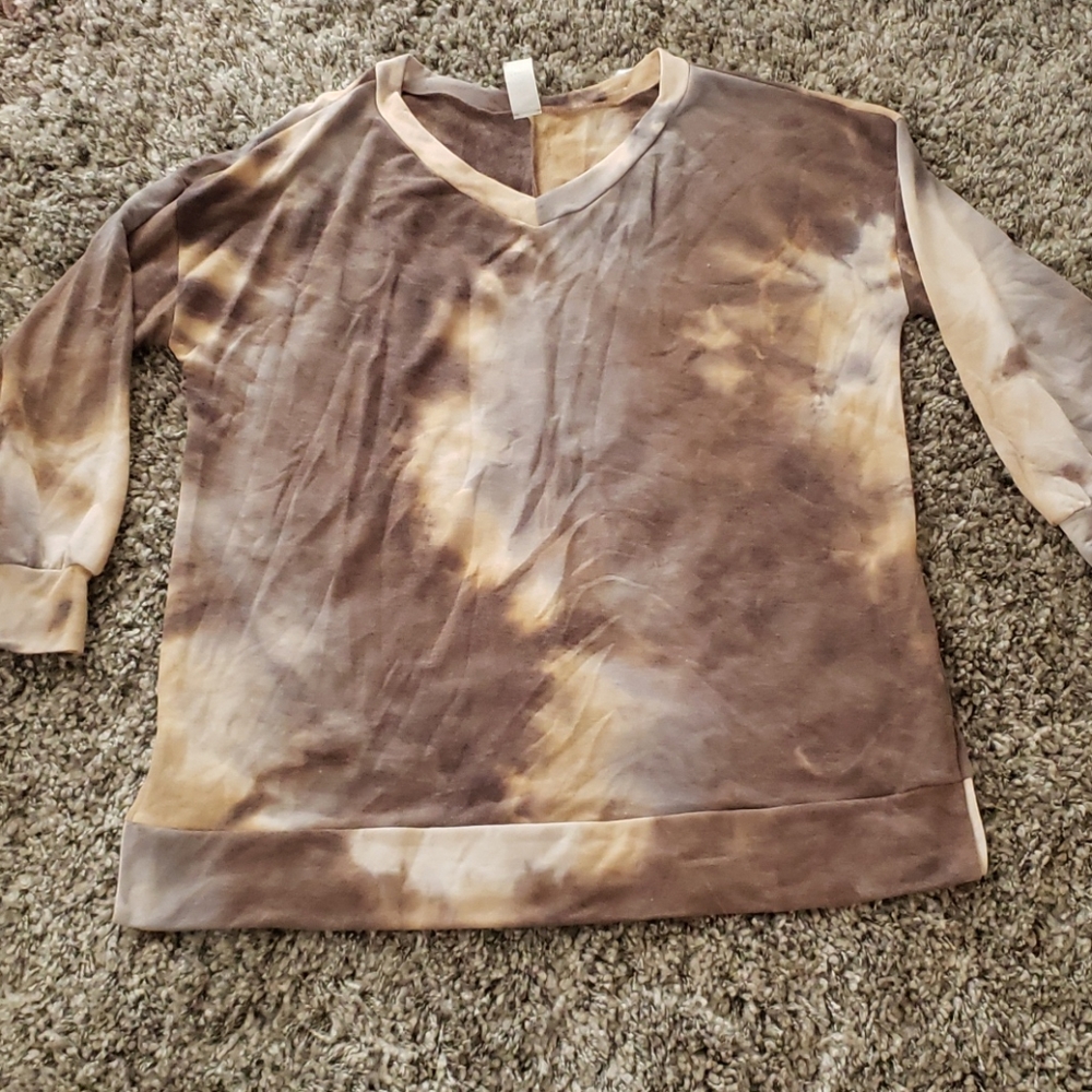 Honeyme NWOT V neck Weekender style 3/4 sleeve top